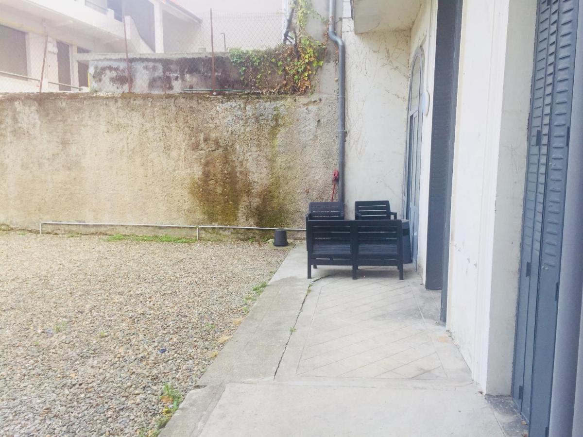 Villa Tarbis Tarbes Centre Ville , Appartements Tout Confort Екстер'єр фото