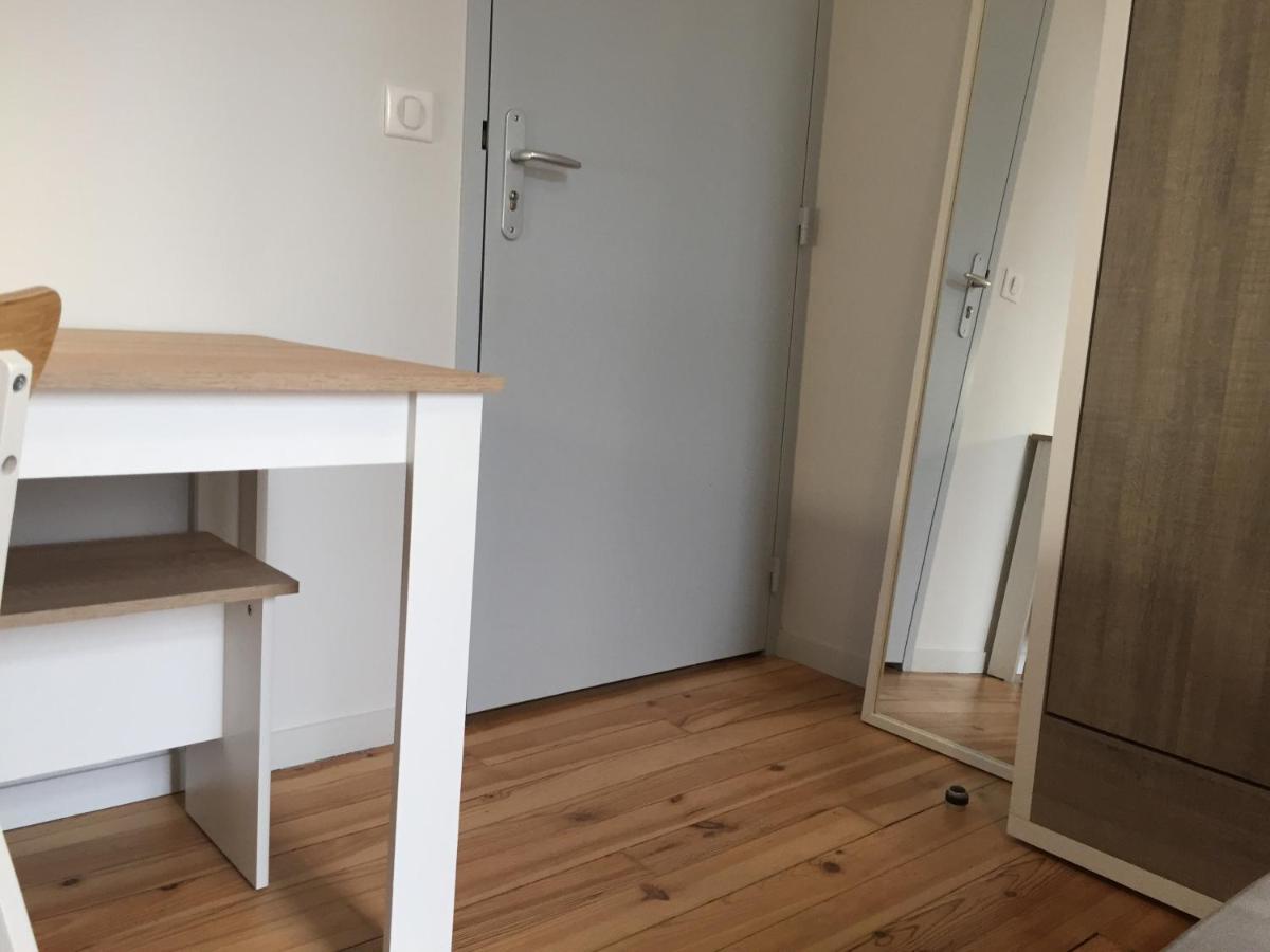 Villa Tarbis Tarbes Centre Ville , Appartements Tout Confort Екстер'єр фото