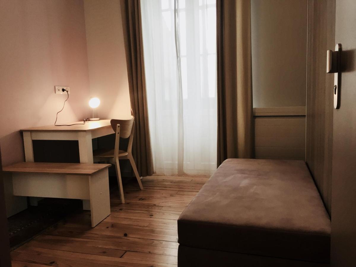 Villa Tarbis Tarbes Centre Ville , Appartements Tout Confort Екстер'єр фото