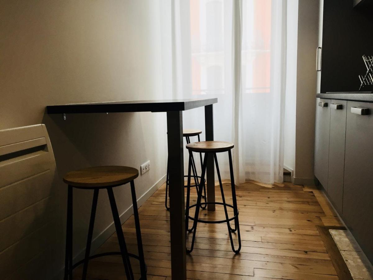 Villa Tarbis Tarbes Centre Ville , Appartements Tout Confort Екстер'єр фото